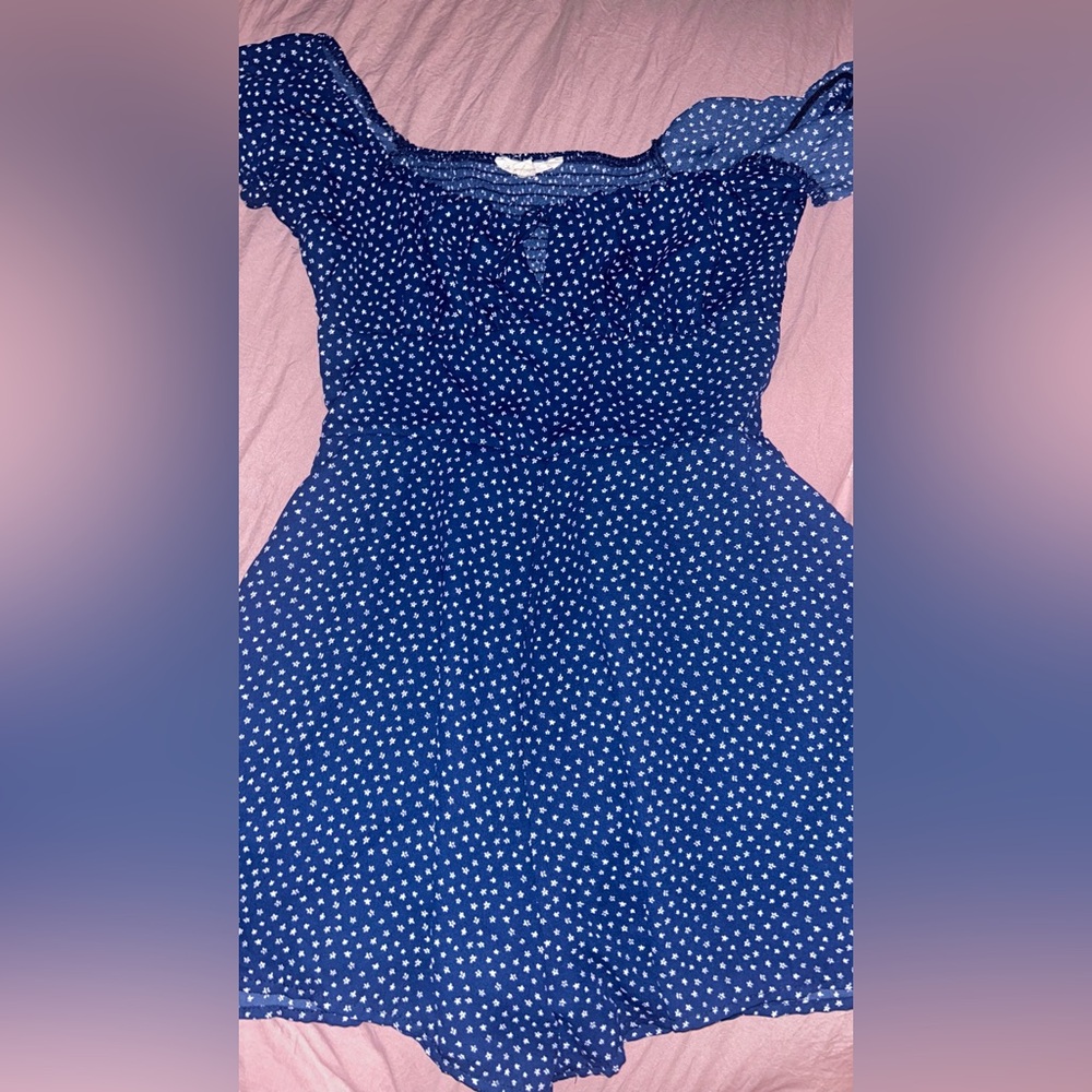 dress with white and blue flowers